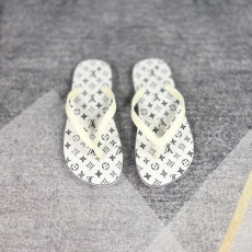 Louis Vuitton Slippers